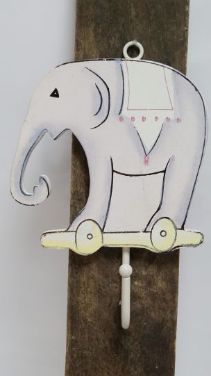 Дървена закачалка слон-лила
