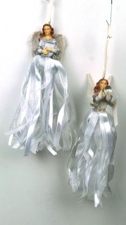 Ангел с текстилна рокля висящ