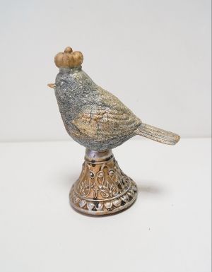 Фигура пиленце с корона на пиадестал брокат