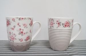 Керамична чаша за чай рози 2 модела