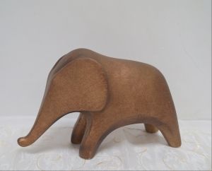 Фигура стилизиран слон