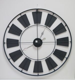 Часовник стенен сив д-76см