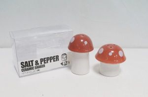 Керамични сол/пипер гъбки в кутия