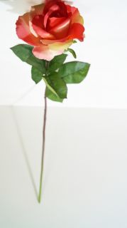 Стрък роза розова