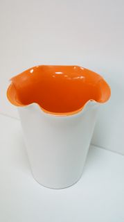 Керамична ваза цвете-оранж и бяло