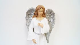 Ангел бял голям със сребърни крила