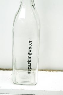 Стъклена бутилка с тапа